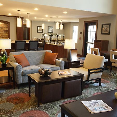 Staybridge Suites Dearborn By Ihg Buitenkant foto